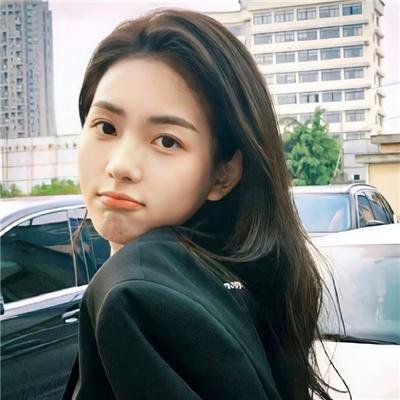 冰属性男子与酷酷女同事